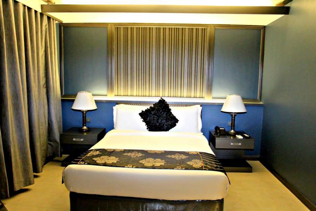 The Pepperland Hotel 레가스피 외부 사진