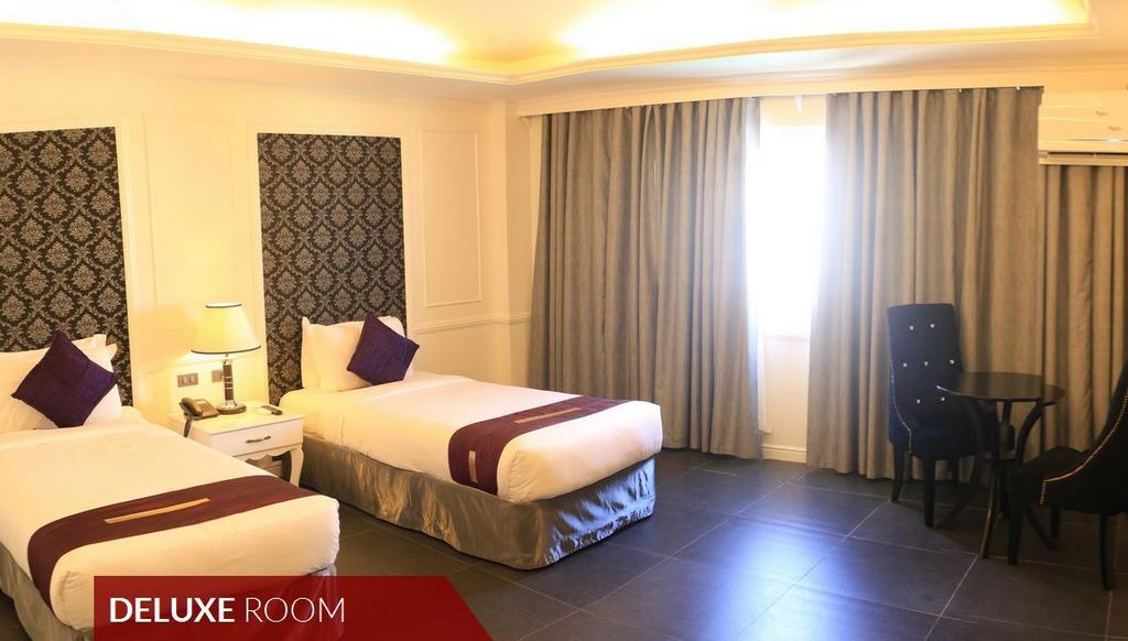 The Pepperland Hotel 레가스피 외부 사진